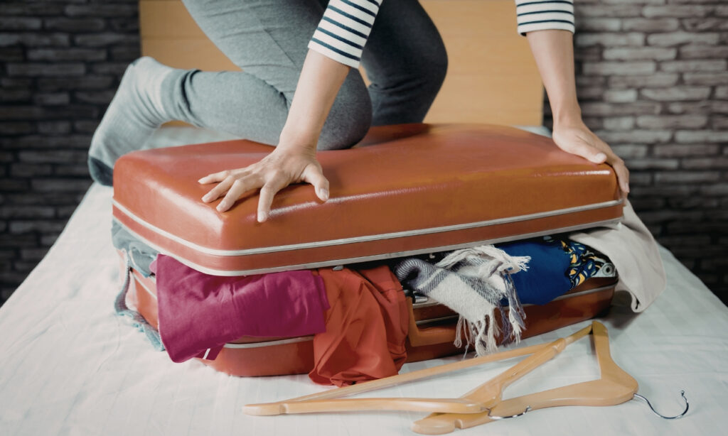 intercity bus luggage tips for Ontario